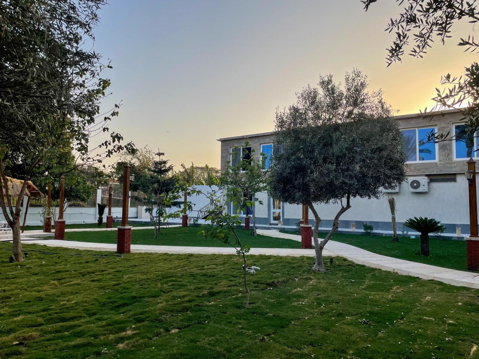 Gold Island Resort Giza Esterno foto